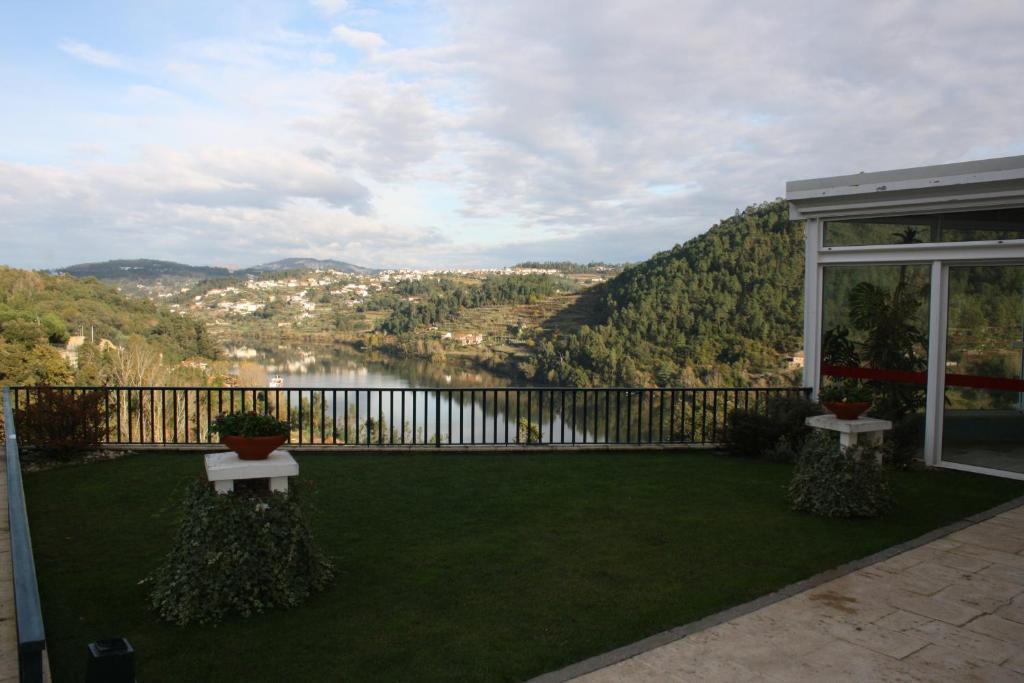 Quinta De Santa Cruz Hotel Canelas  Esterno foto